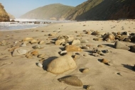 Pfeifer-Beach;Landscape;Pebbles;Boulders;Stones;Rocks;Stone;Big-Sur;Coastline;Ro